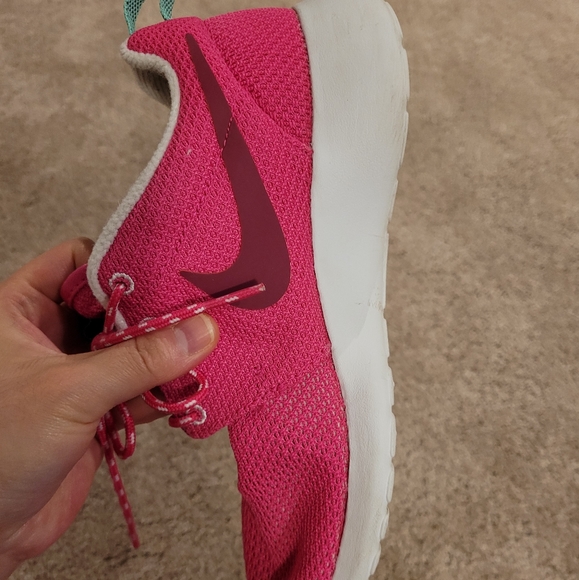 Nike shoes - Picture 7 of 7